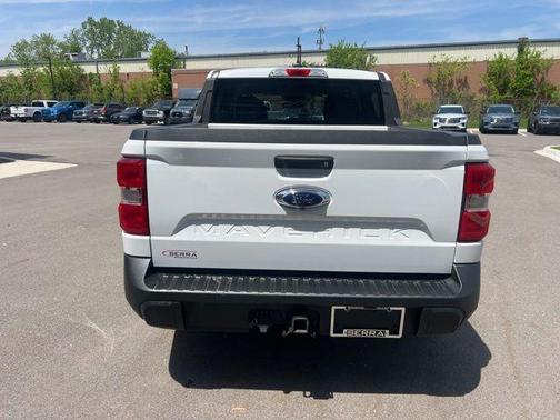 OXFORD WHITE 2022 Ford Maverick XL