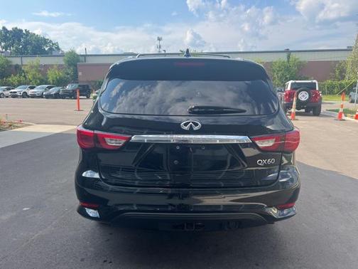 2018 INFINITI QX60 Base