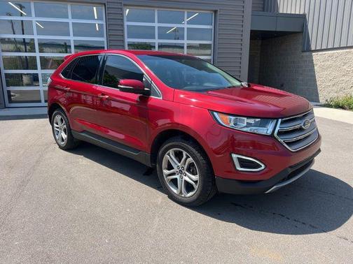 RUBY RED METALLIC TINTED CC 2017 Ford Edge Titanium
