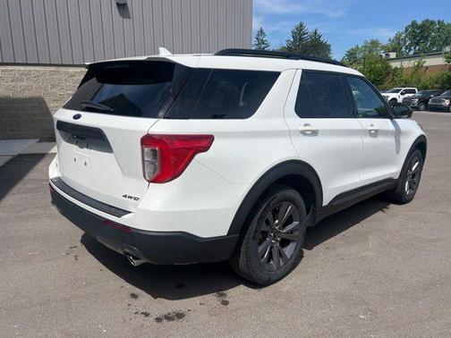 STAR WHITE MET TRI-COAT 2023 Ford Explorer XLT
