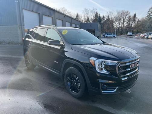 2023 GMC Terrain AWD AT4