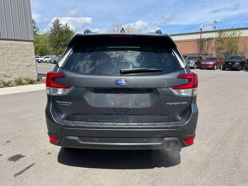 Magnetite Gray Metallic 2023 Subaru Forester Limited