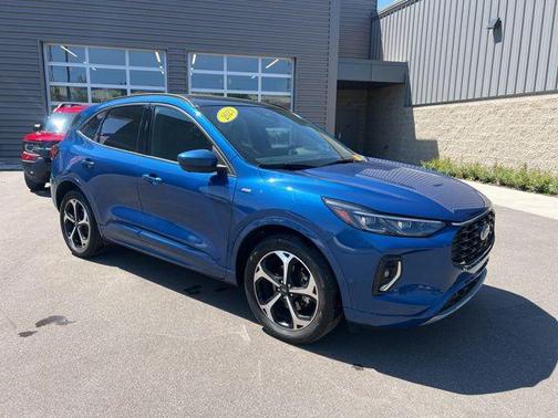 ATLAS BLUE METALLIC 2023 Ford Escape ST-Line Elite
