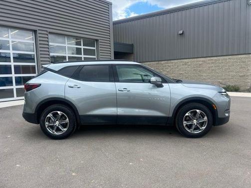 Sterling Gray Metallic 2024 Chevrolet Blazer 3LT