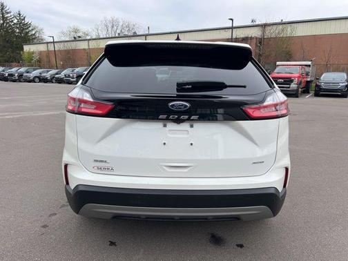 STAR WHITE 2023 Ford Edge SEL