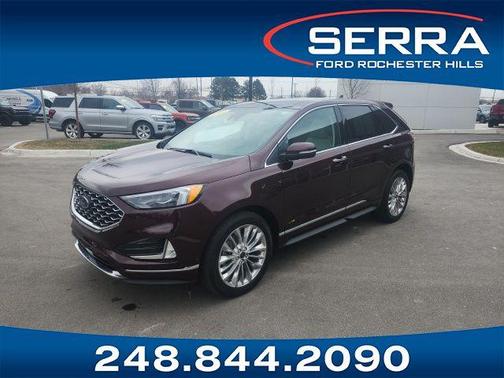 BURGUNDY VELVET MET TINT CC 2023 Ford Edge Titanium