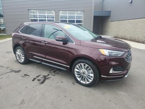 2023 Ford Edge Titanium