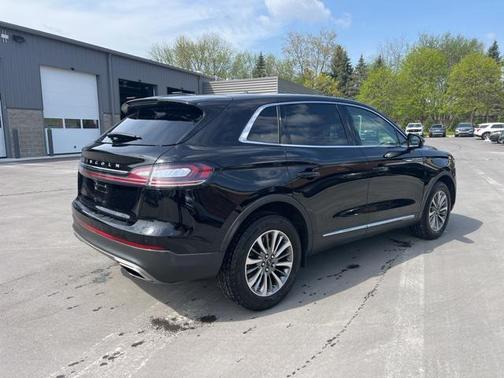 2022 Lincoln Nautilus Standard