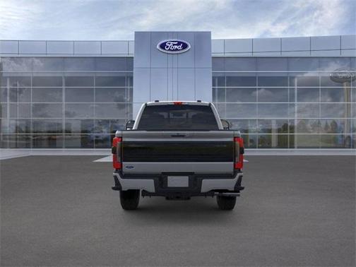 2025 Ford F-250 Platinum