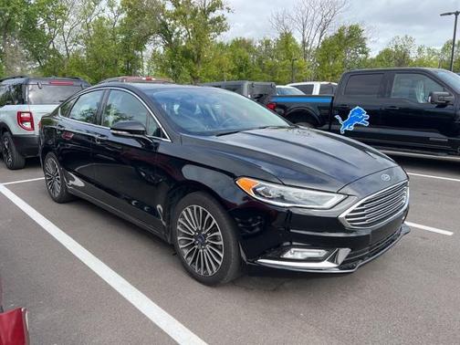 2017 Ford Fusion SE