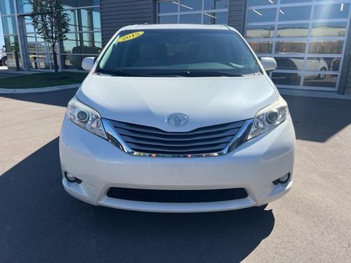 2015 Toyota Sienna XLE