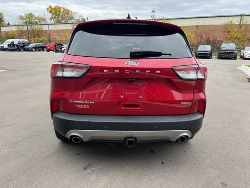 2022 Ford Escape Titanium