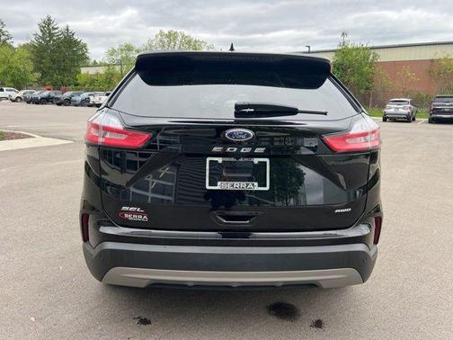 AGATE BLACK METALLIC 2023 Ford Edge SEL