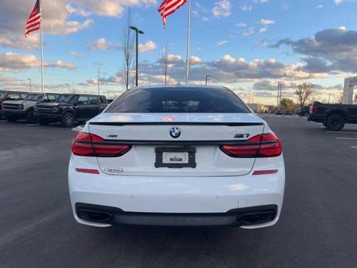 2018 BMW 750 i xDrive