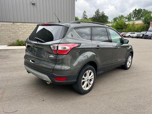 MAGNETIC METALLIC 2017 Ford Escape SE