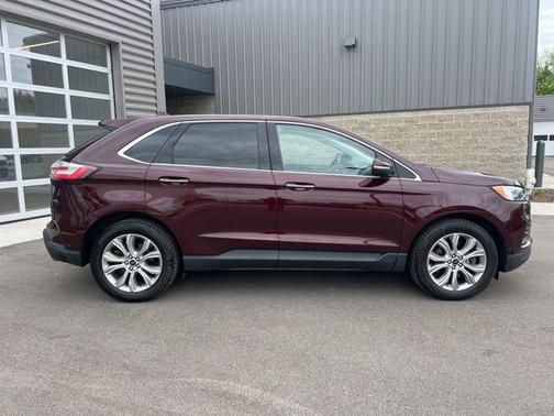 BURGUNDY VELVET MET TINT CC 2019 Ford Edge Titanium