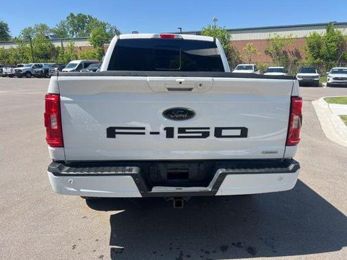 OXFORD WHITE 2022 Ford F-150 XLT
