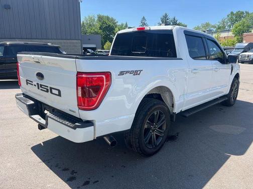 OXFORD WHITE 2022 Ford F-150 XLT