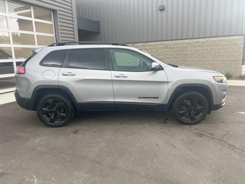 2020 Jeep Cherokee Altitude