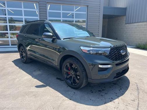 2022 Ford Explorer ST