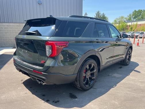 2022 Ford Explorer ST