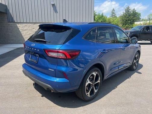 ATLAS BLUE METALLIC 2023 Ford Escape ST-Line Elite