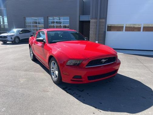 2014 Ford Mustang V6
