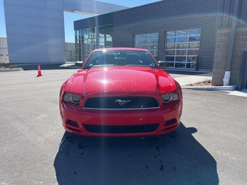 2014 Ford Mustang V6