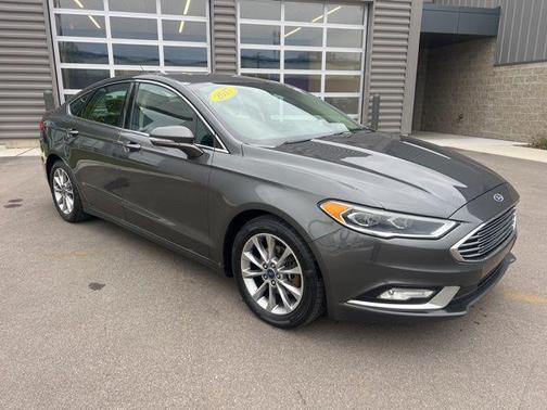 MAGNETIC METALLIC 2017 Ford Fusion SE