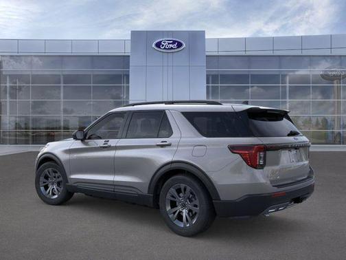 Carbonized Gray Metallic 2026 Ford Explorer Active