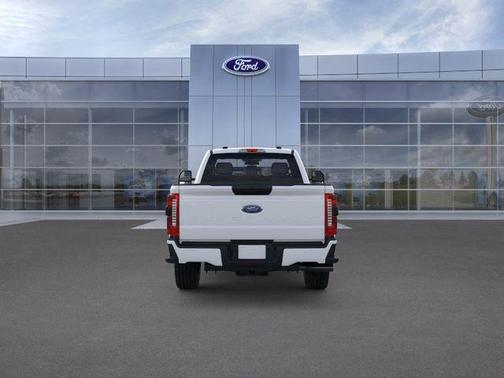 OXFORD WHITE 2026 Ford F-250 XL