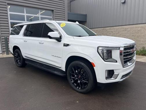 2023 GMC Yukon XL SLT