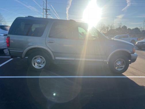 Spruce Green Clearcoat Metallic 1999 Ford Expedition XLT 4WD