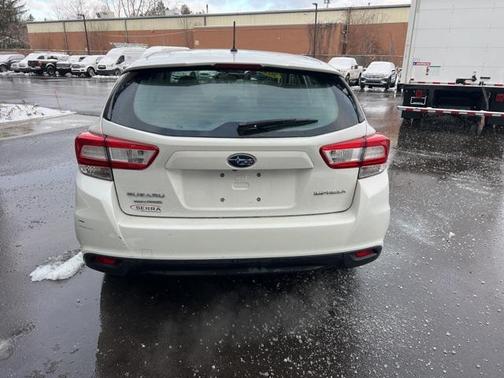 2019 Subaru Impreza 2.0i