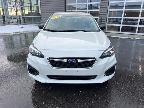 2019 Subaru Impreza 2.0i
