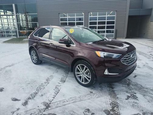2023 Ford Edge Titanium