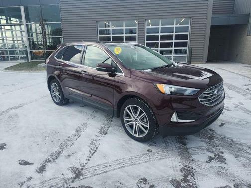 BURGUNDY VELVET MET TINT CC 2023 Ford Edge Titanium