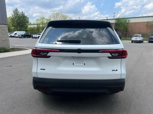 Wind Chill Pearl 2024 Toyota Grand Highlander XLE