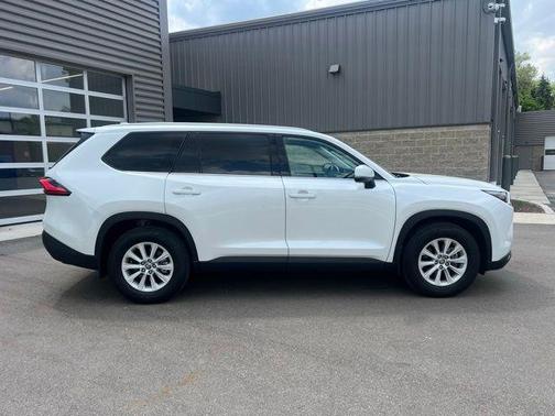 Wind Chill Pearl 2024 Toyota Grand Highlander XLE