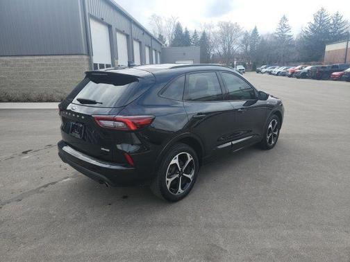 AGATE BLACK METALLIC 2023 Ford Escape ST-Line Select