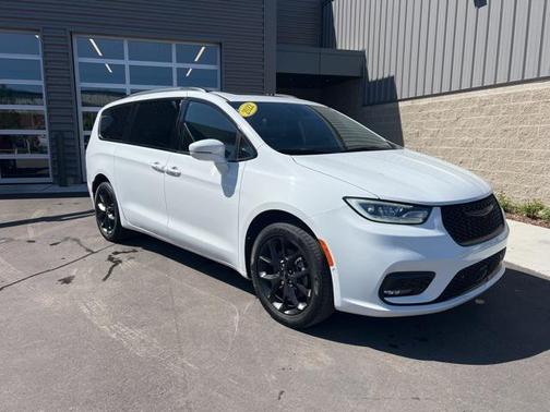 2022 Chrysler Pacifica Limited