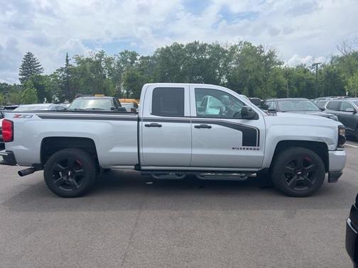 2018 Chevrolet Silverado 1500 2LT