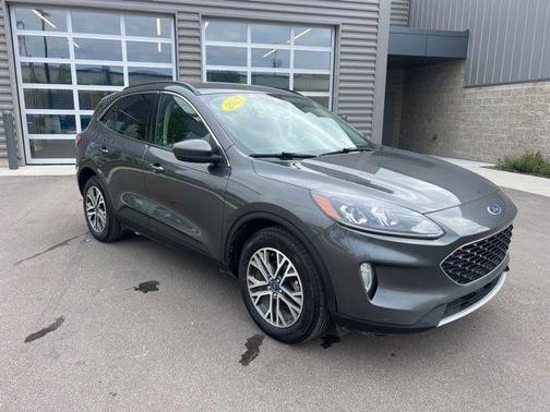 MAGNETIC METALLIC 2020 Ford Escape SEL