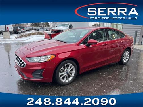 2020 Ford Fusion SE