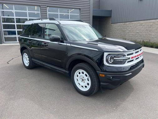 SHADOW BLACK 2024 Ford Bronco Sport Heritage