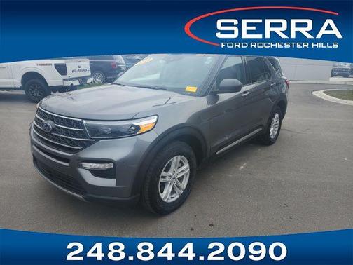 CARBONIZED GRAY METALLIC 2024 Ford Explorer XLT