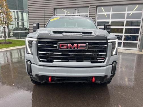 2024 GMC Sierra 2500 AT4