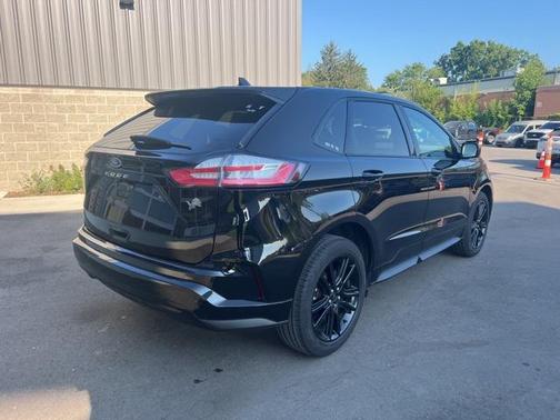 2023 Ford Edge ST Line