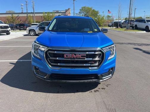 Riptide Metallic 2024 GMC Terrain AWD AT4