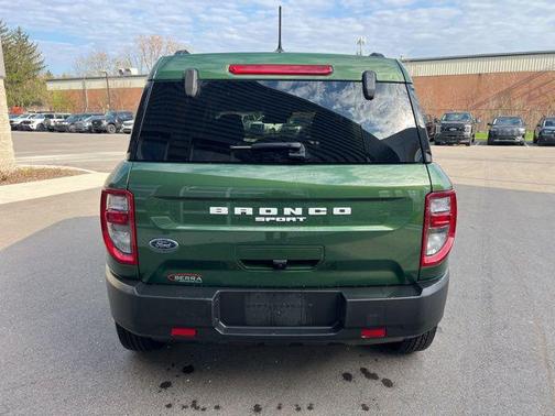 ERUPTION GREEN METALLIC 2024 Ford Bronco Sport Big Bend